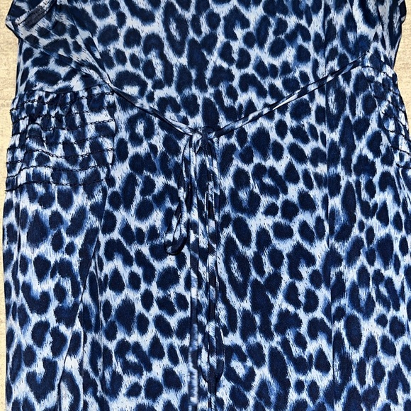 Super cute animal print top by twenty one - Picture 3 of 3
